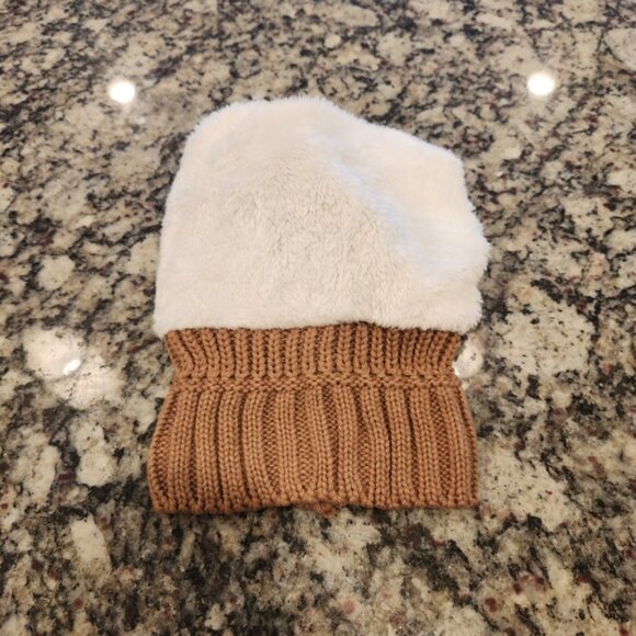 BNWT Reindeer Hats Brown Cable Knit Beanie With Antlers - Picture 7 of 9